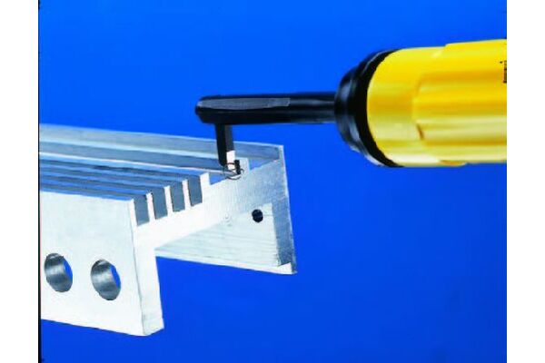 EL1705GT Инструмент для зачистки углов в узких пазах шириной до 4 мм GT "C" GRATTEC
